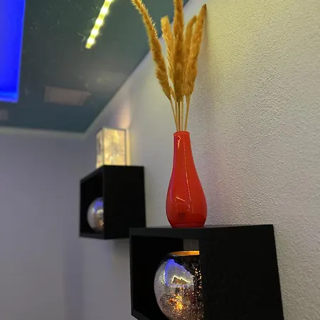 Modern Neuburg P - - 2 Zimmer, Komfort, Balkon, Wi-fi, Smart Tv, Grosse Dusche, Kueche Appartamento Neuburg an Der Donau