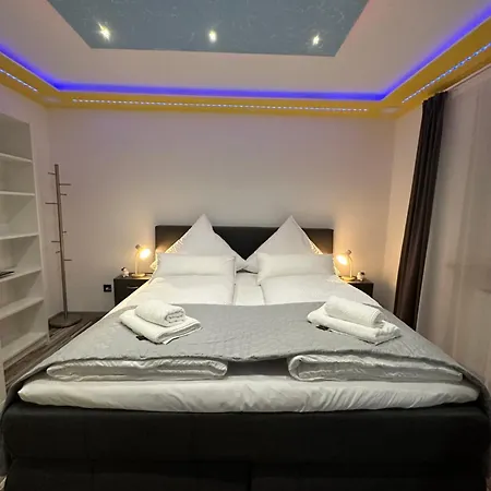 Modern Neuburg P - - 2 Zimmer, Komfort, Balkon, Wi-fi, Smart Tv, Grosse Dusche, Kueche Appartamento