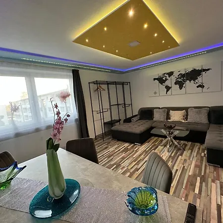 Appartamento Modern Neuburg P - - 2 Zimmer, Komfort, Balkon, Wi-fi, Smart Tv, Grosse Dusche, Kueche