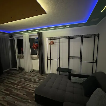 Modern Neuburg P - - 2 Zimmer, Komfort, Balkon, Wi-fi, Smart Tv, Grosse Dusche, Kueche Neuburg an Der Donau